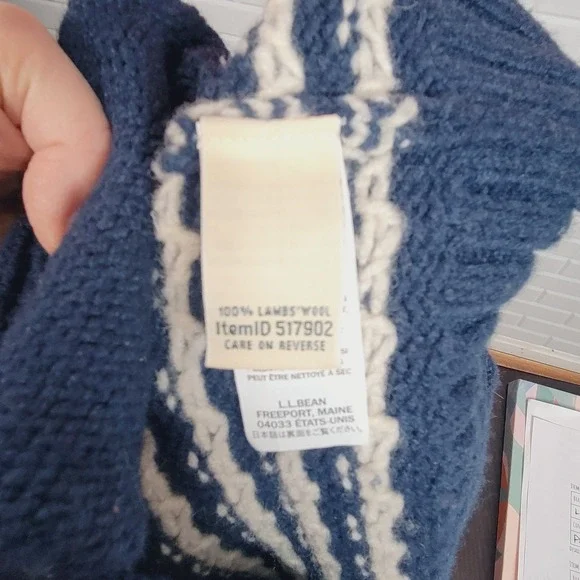 L.L. Bean navy blue shawl neck cardigan lambswool size M/L cottagecore academia - Picture 7 of 7